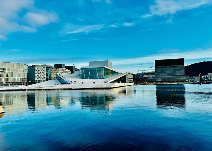 By S & Opera Balcony & Morning Sun * Oslo